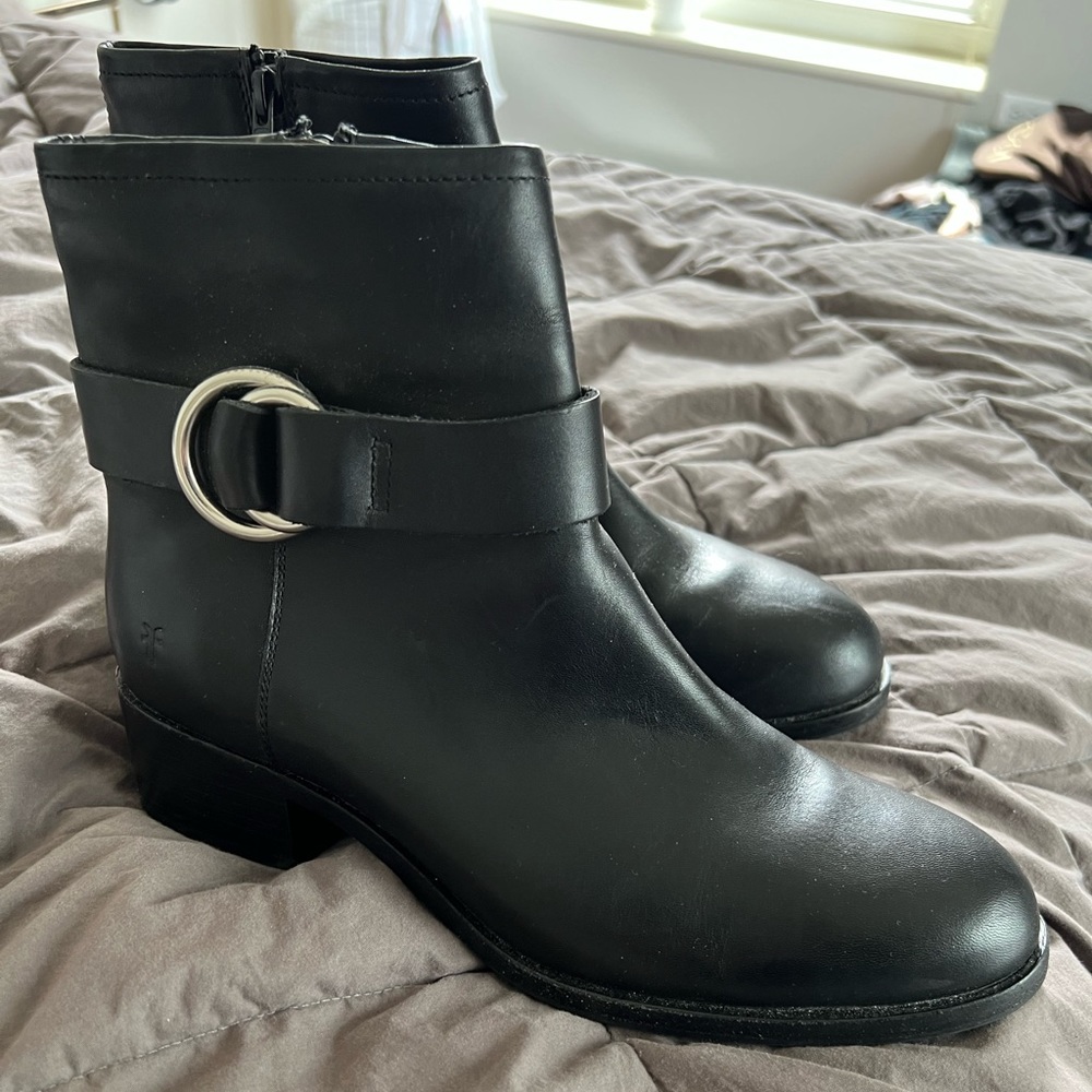 Dressy Frye Boots 9.5 Womens